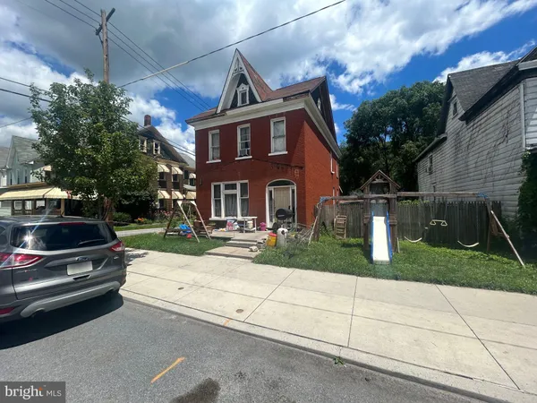 $59,500 | 1516 Logan Avenue, Tyrone, PA 16686