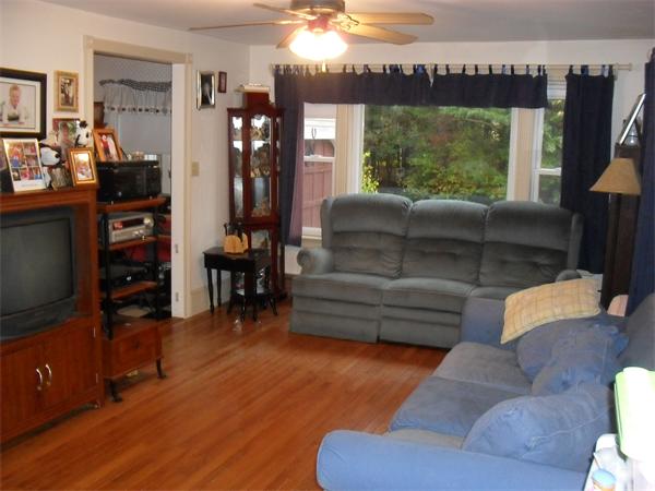 259 Dunstable Road Tyngsborough, MA 01879 - Photo 6 of 14 Gallery Image 6
