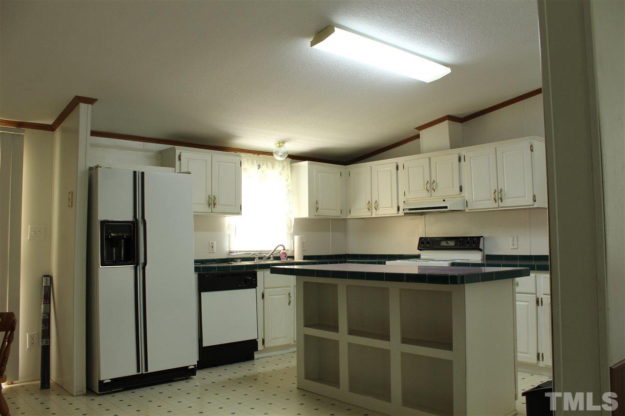 86 Weldon Wrenn Road Roxboro, NC 27574 - Photo 4 of 22