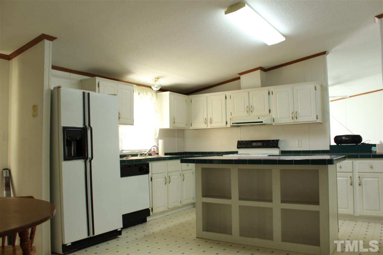 86 Weldon Wrenn Road Roxboro, NC 27574 - Photo 5 of 22