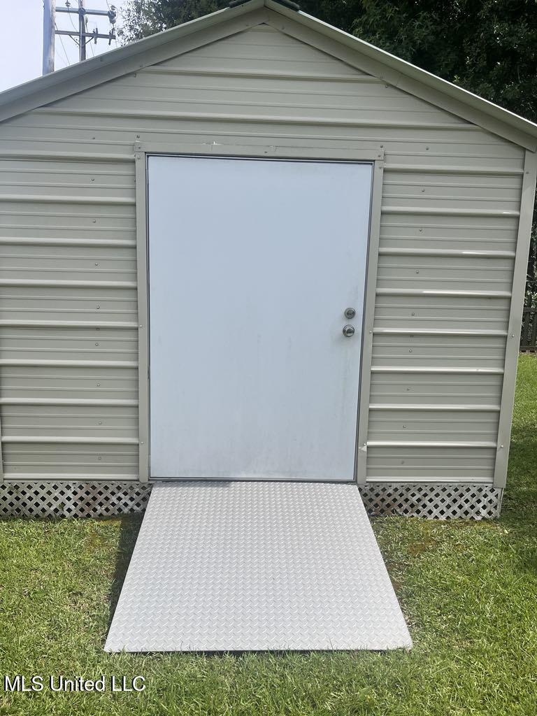 206 Teddy Lane Picayune, MS 39466 - Photo 12 of 14 tl15shed