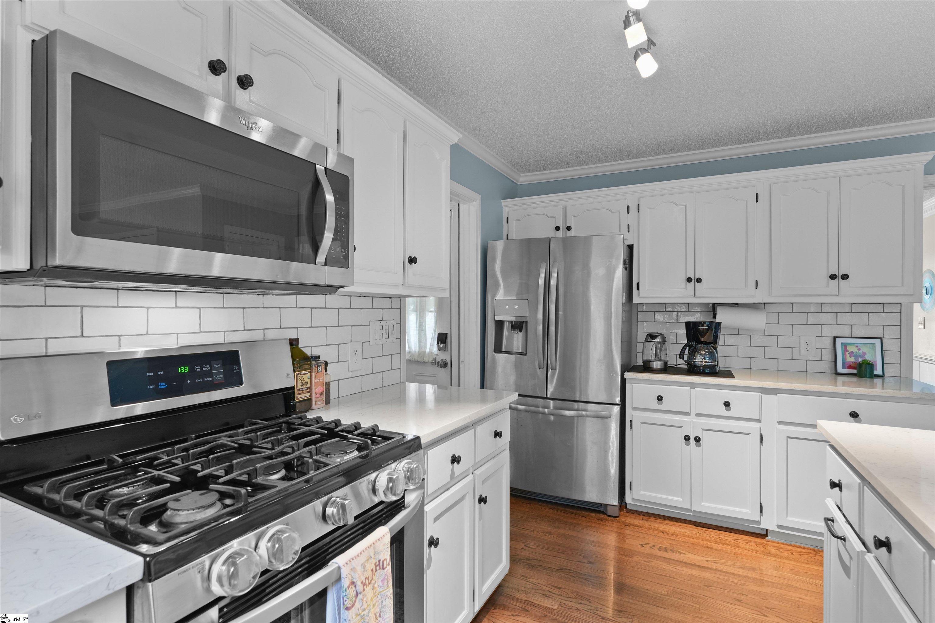 901 Huntington Road Easley, SC 29642 - Photo 15 of 38