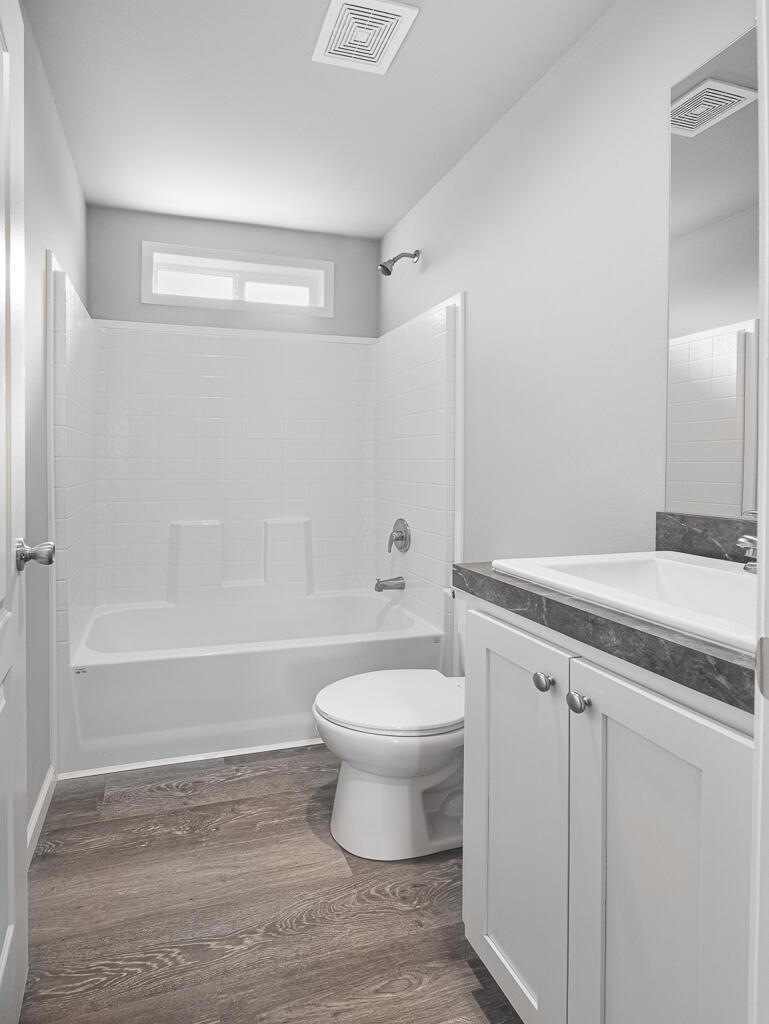 5620 Edith Way Klamath Falls, OR 97603 - Photo 13 of 26 Edith-13