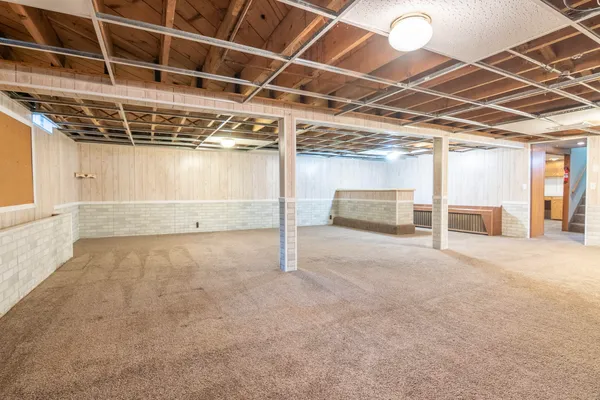 $225,000 | 408 West Jefferson Street, Marshfield, WI 54449