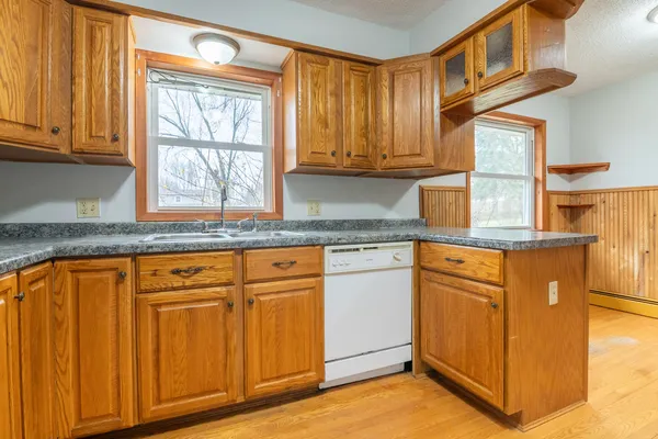 $225,000 | 408 West Jefferson Street, Marshfield, WI 54449