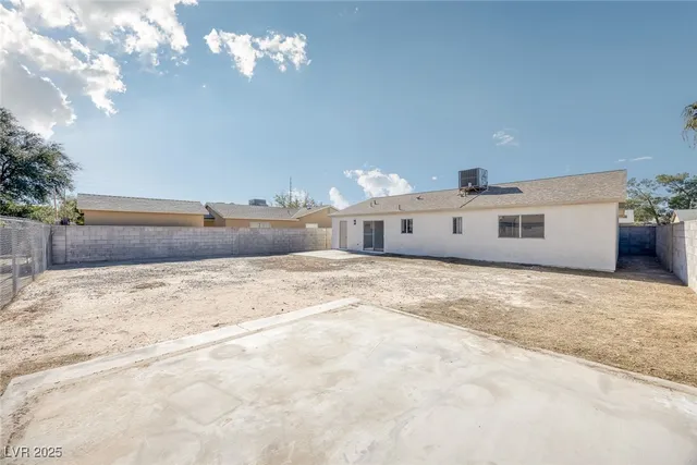 $349,900 | 2438 Pine Creek Road, Las Vegas, NV 89115