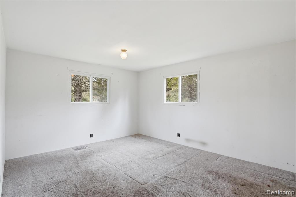 43625 Harris Road Belleville, MI 48111 - Photo 26 of 66 Gallery Image 26