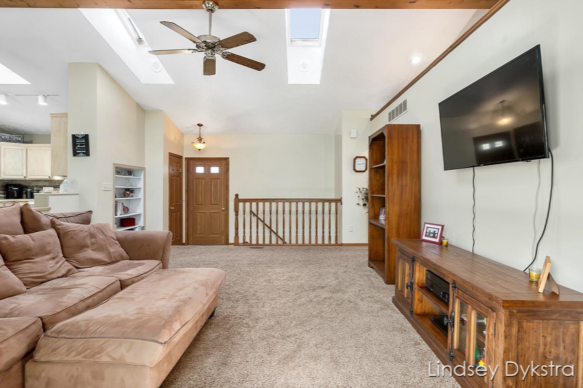 6975 South Grow Road Greenville, MI 48838 - Photo 13 of 45 IMG_1005