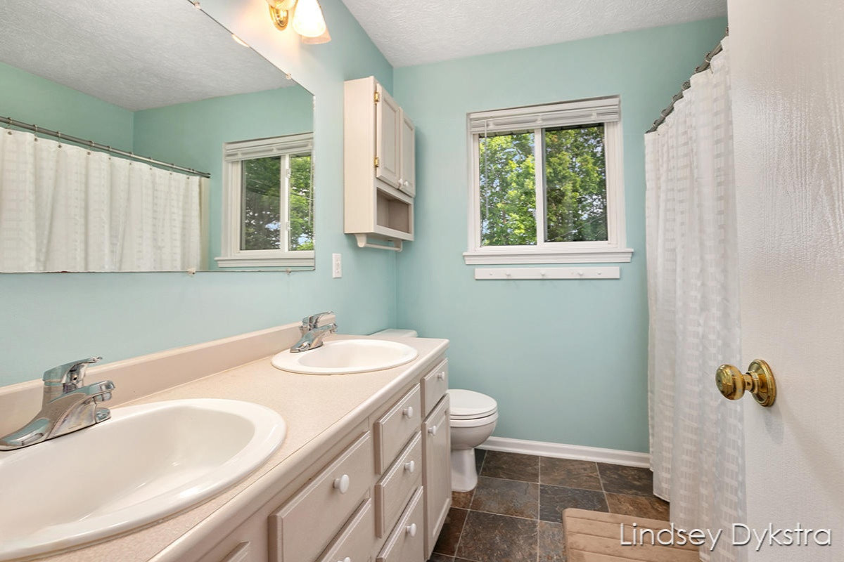 6975 South Grow Road Greenville, MI 48838 - Photo 21 of 45 IMG_1017