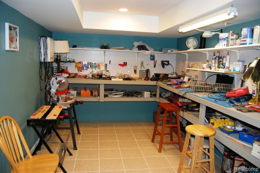 50994 Nesting Ridge Drive Macomb, MI 48044 - Photo 19 of 24 Storage