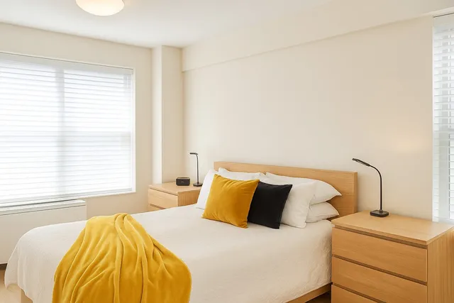 $859,000 | 33 Greenwich Avenue, Unit 6K | West Village