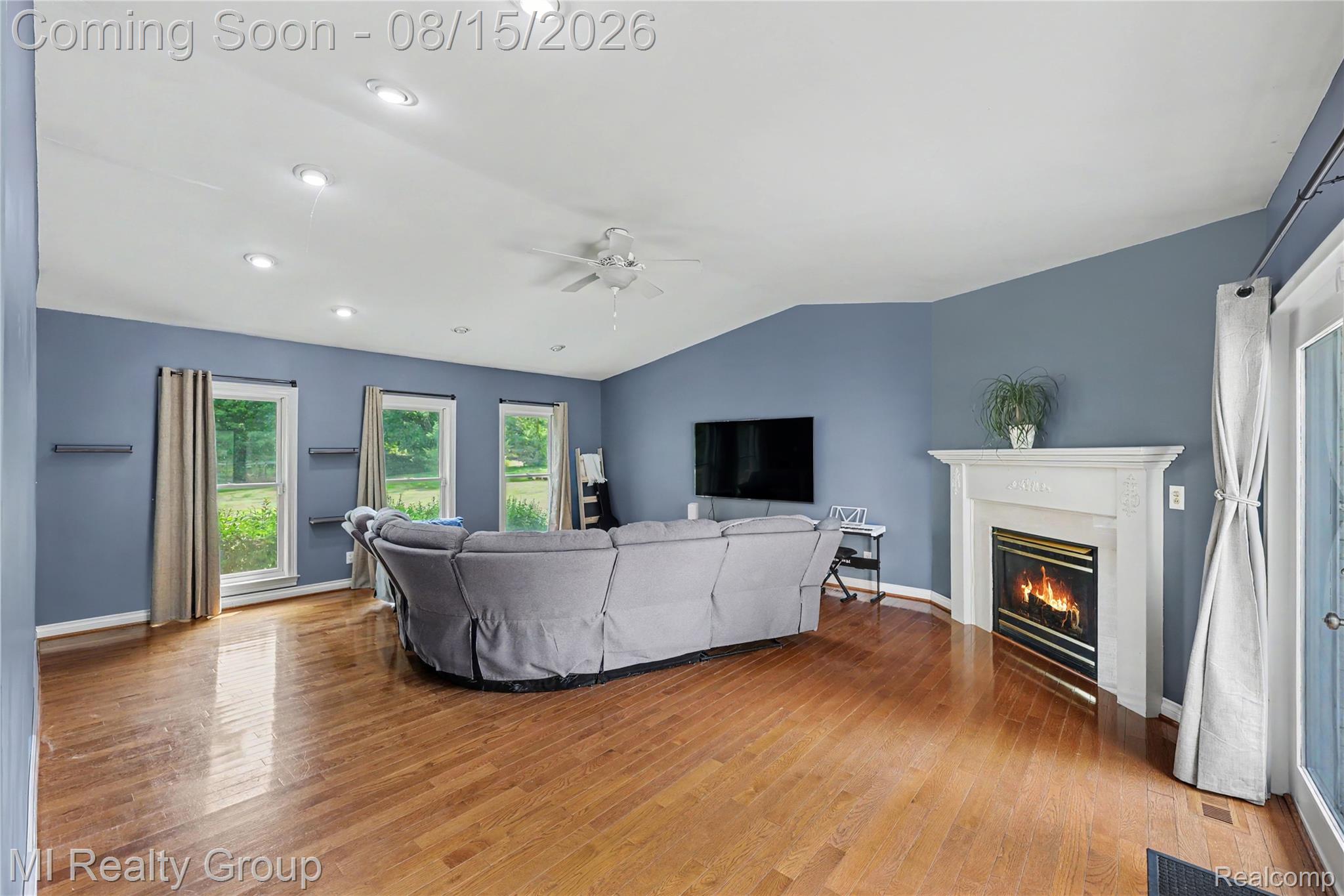 3426 Hadden Road Rochester, MI 48306 - Photo 5 of 39 file_7501.jpg