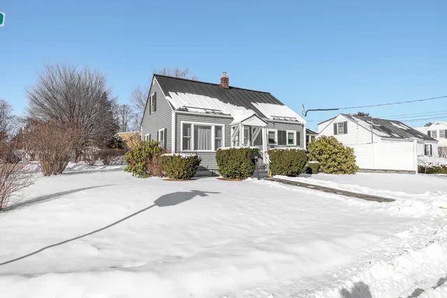 $287,000 | 45 Eddyway Street, Bangor, ME 04401