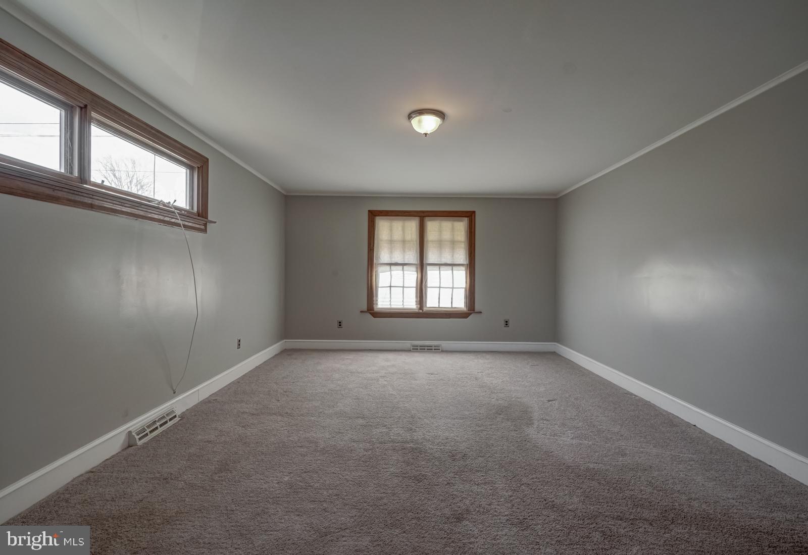 1 Warwick Road Stratford, NJ 08084 - Photo 14 of 36 Family Room
