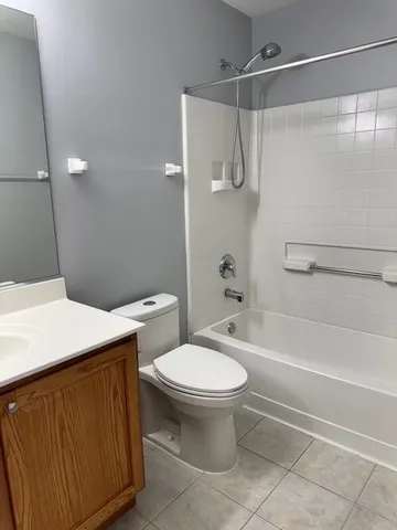 $2,799 | 1044 North Claremont Drive, Palatine, IL 60074