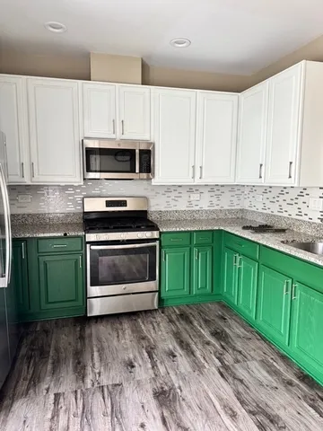 $2,799 | 1044 North Claremont Drive, Palatine, IL 60074