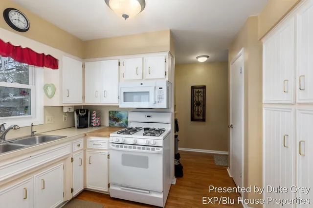 $389,000 | 5886 Bramalea Avenue Southeast, Grand Rapids, MI 49508