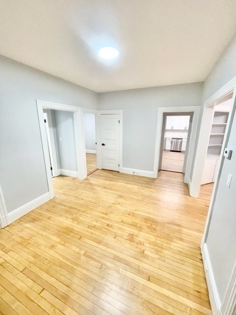 33 Oak Street Boston, MA 02136 - Photo 5 of 34