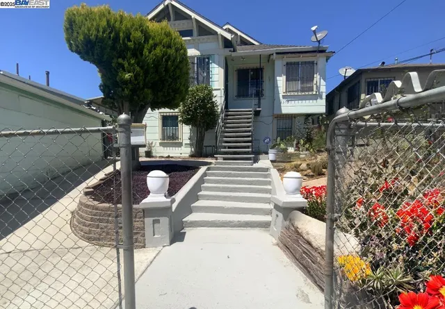 $599,000 | 2309 High Street, Oakland, CA 94601