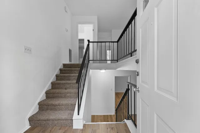 a view of entryway and hall