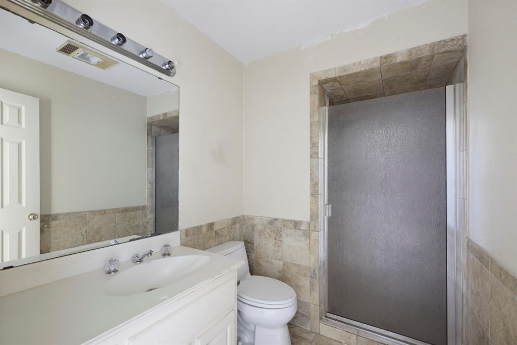 21 Crosslands Road Benbrook, TX 76132 - Photo 23 of 32