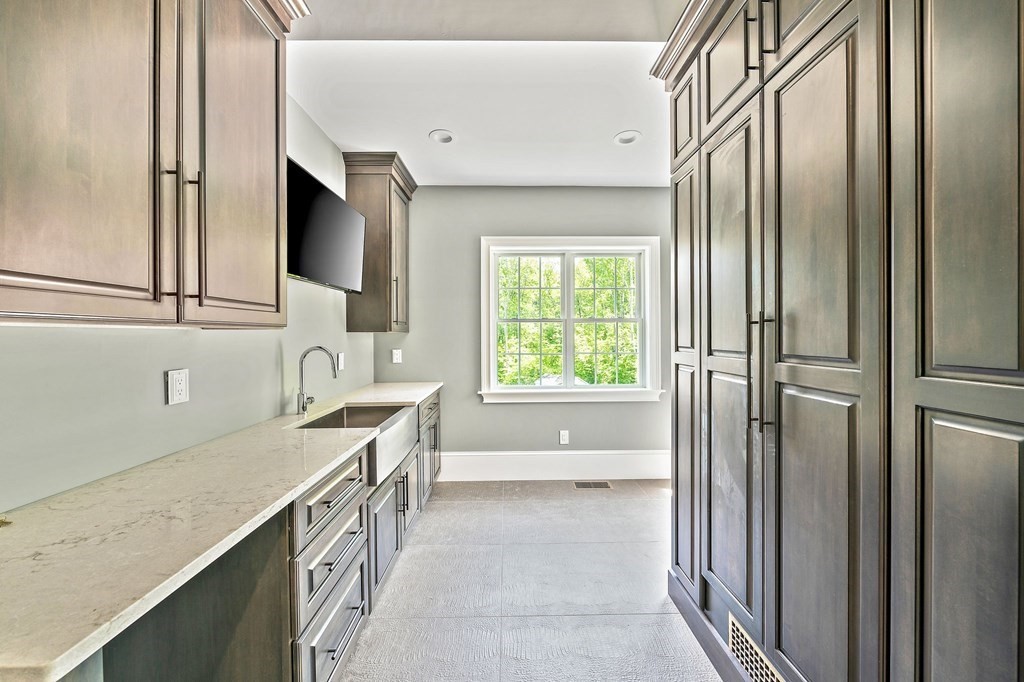 35 Herman Paul Road Canton, MA 02021 - Photo 31 of 39