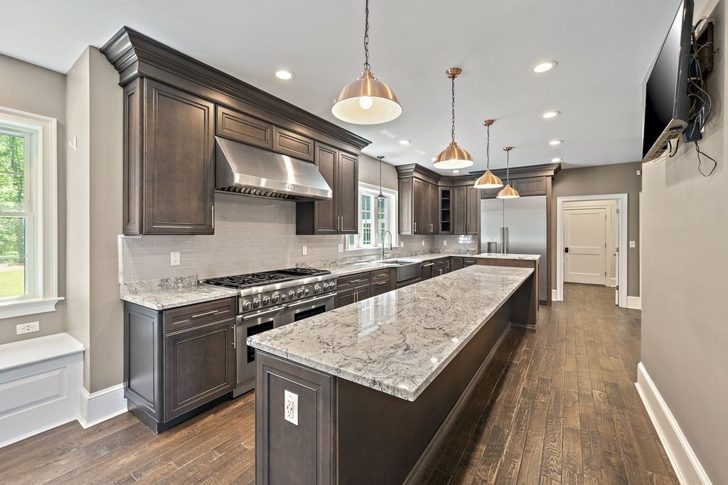 35 Herman Paul Road Canton, MA 02021 - Photo 4 of 39