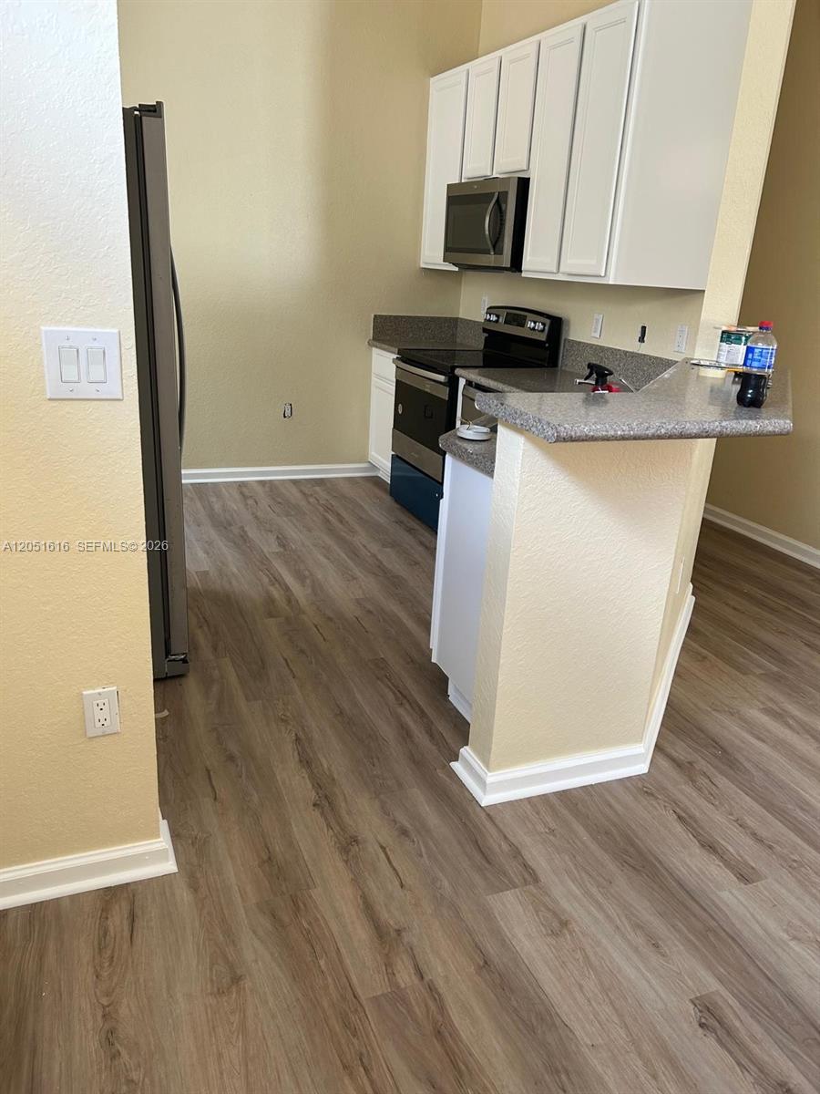 2210 Northeast 37th Road Homestead, FL 33033 - Photo 2 of 38 Gallery Image 2