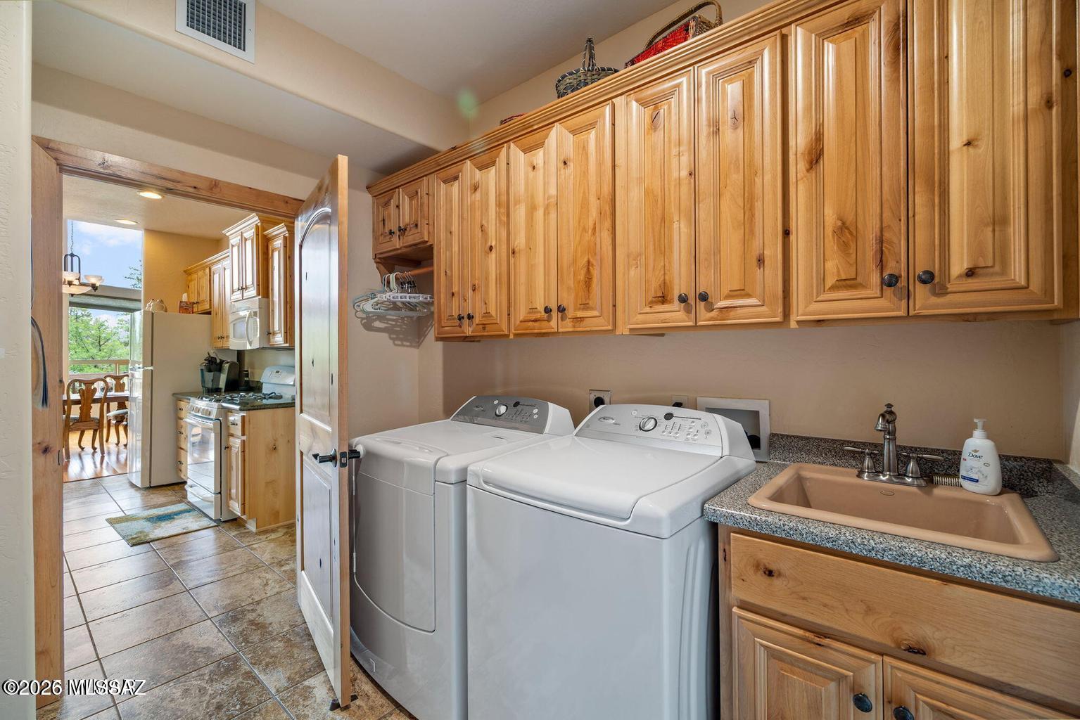 17 2195 Alpine, AZ 85920 - Photo 20 of 48 a utility room with dryer and washer
