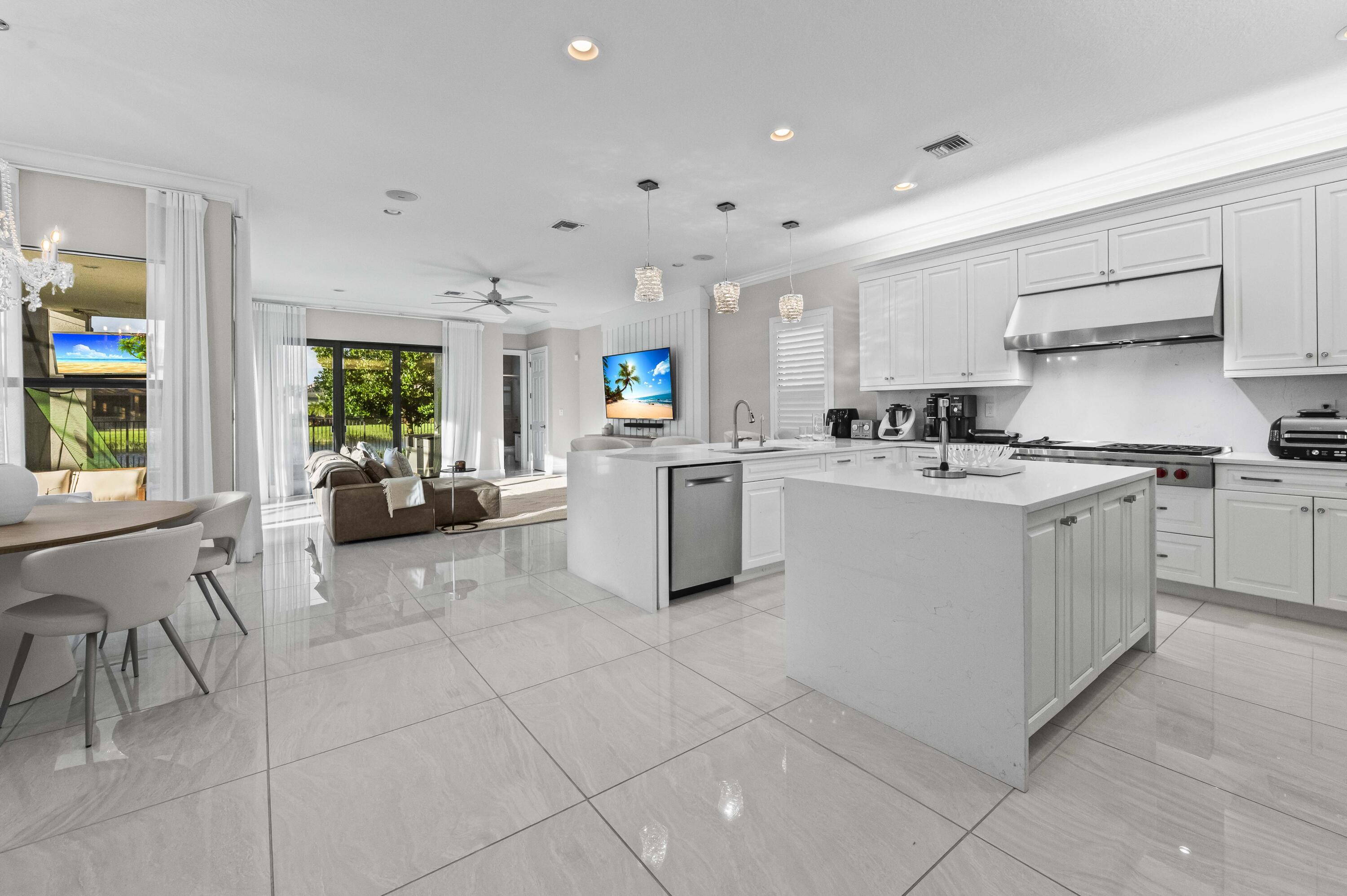 9795 Rennes Lane Delray Beach, FL 33446 - Photo 8 of 79 18 Kitchen 01