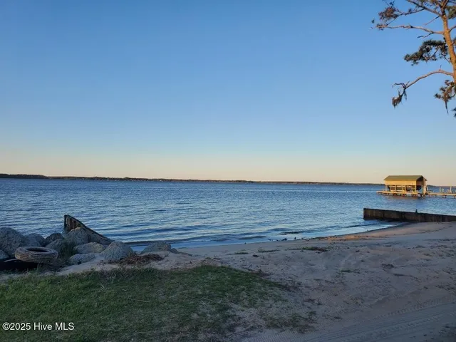 $85,000 | 2-3 River Road, Blounts Creek, NC 27814