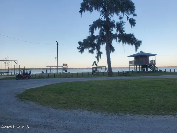 $85,000 | 2-3 River Road, Blounts Creek, NC 27814