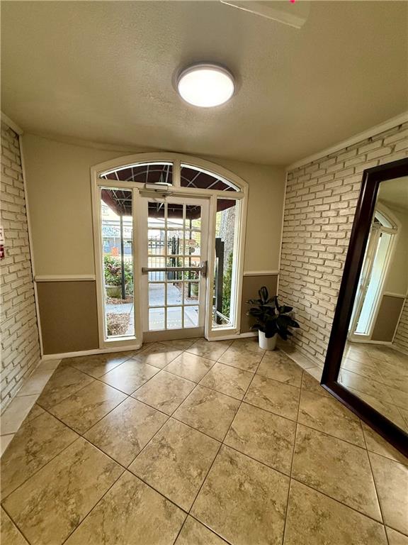 395 Pharr Road Northeast, Unit 103 Atlanta, GA 30305 - Photo 28 of 33 Gallery Image 28