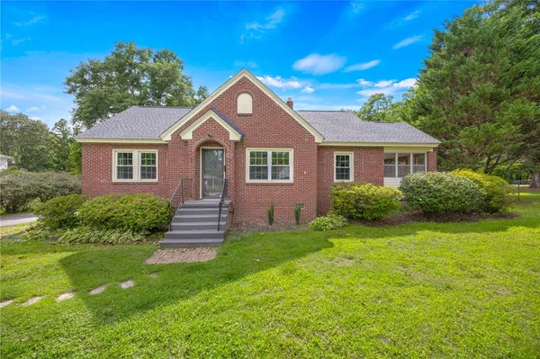 $299,900 | 2609 East North Avenue, Anderson, SC 29625