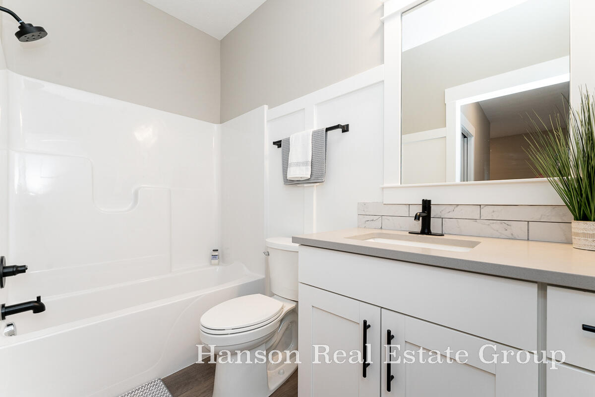 1488 Center Hill Road, Unit 8 Lowell, MI 49331 - Photo 16 of 29 Gallery Image 16