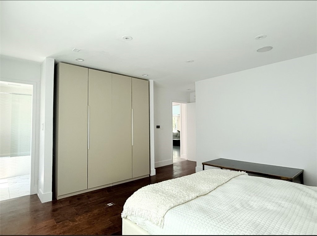 1801 Roscomare Road Los Angeles, CA 90077 - Photo 24 of 38