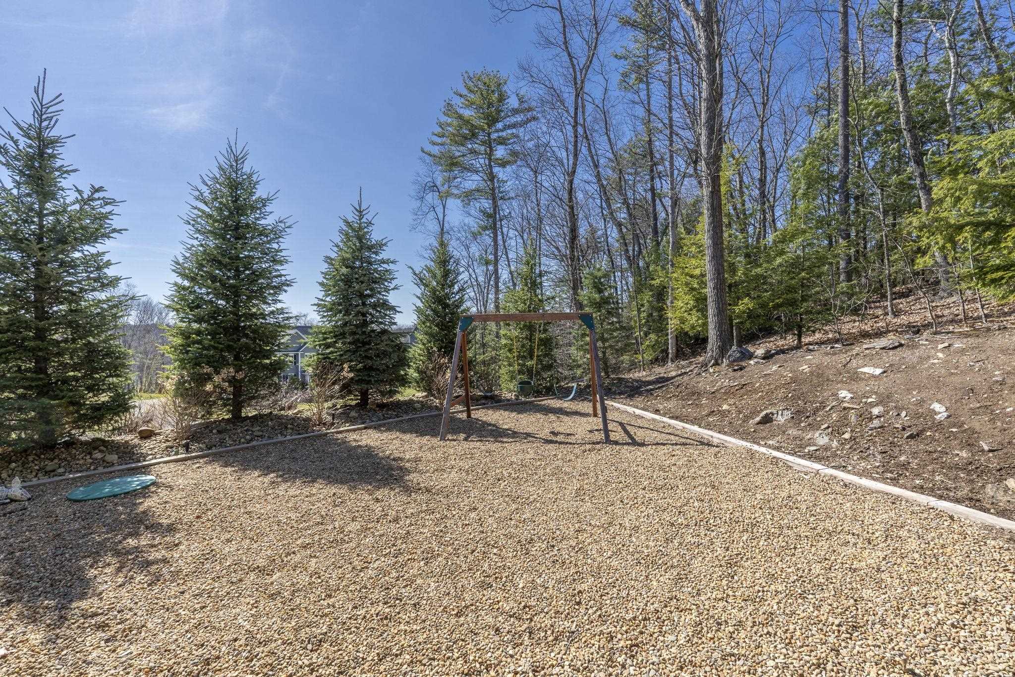 59 Northland Road Windham, NH 03087 - Photo 3 of 51