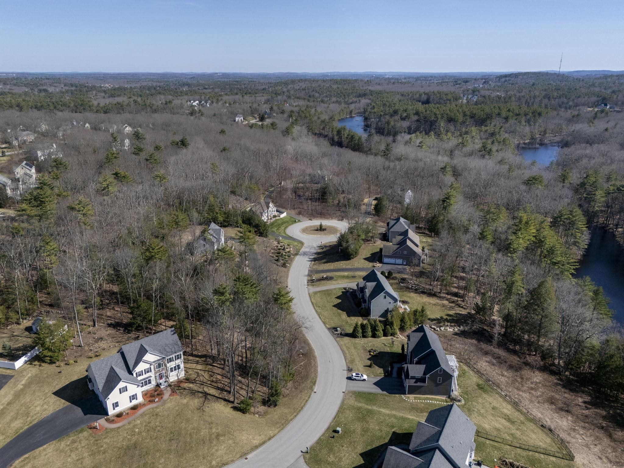 59 Northland Road Windham, NH 03087 - Photo 4 of 51