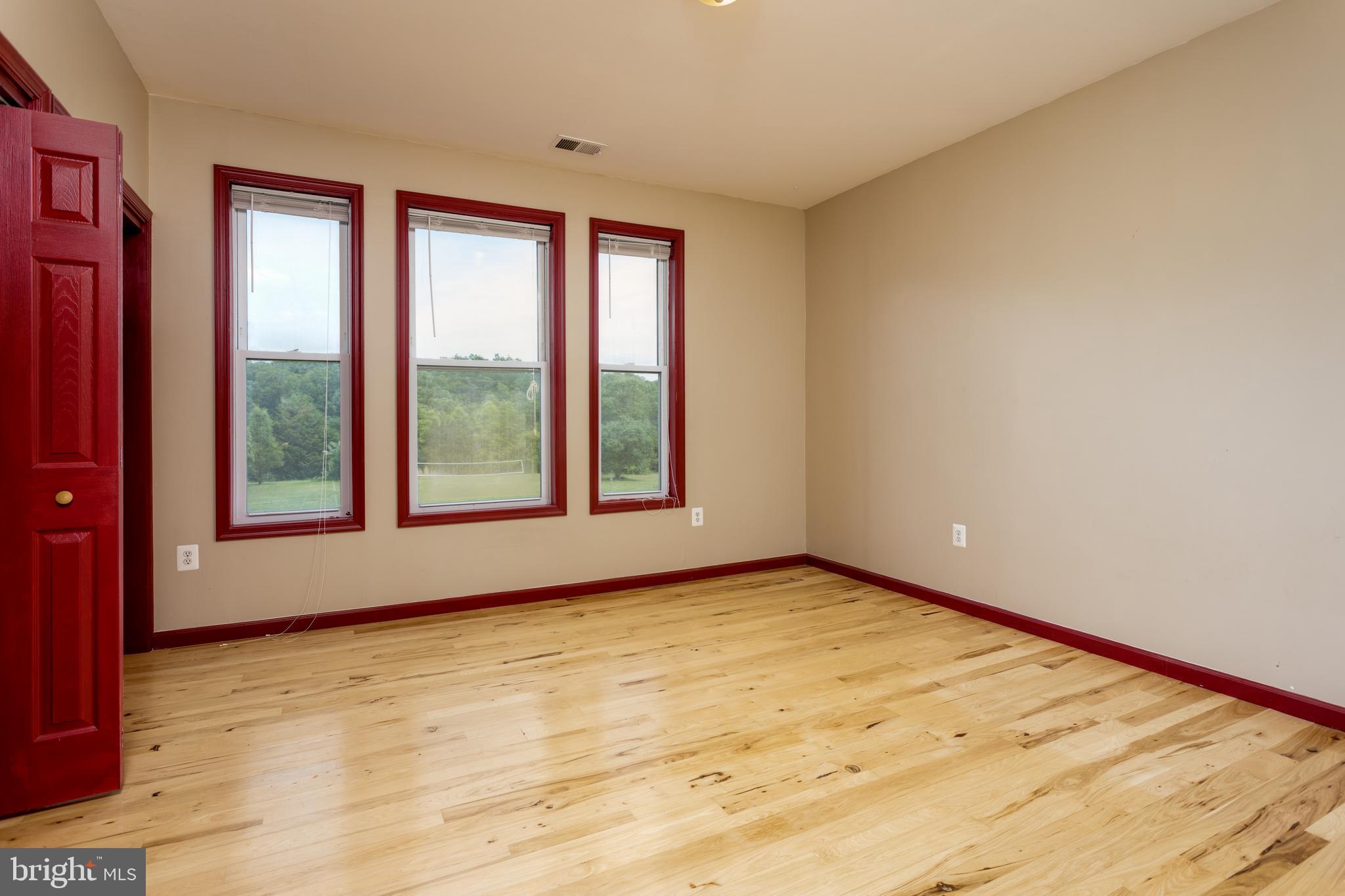 841 Red Hawk Road Middletown, VA 22645 - Photo 34 of 106 Gallery Image 34