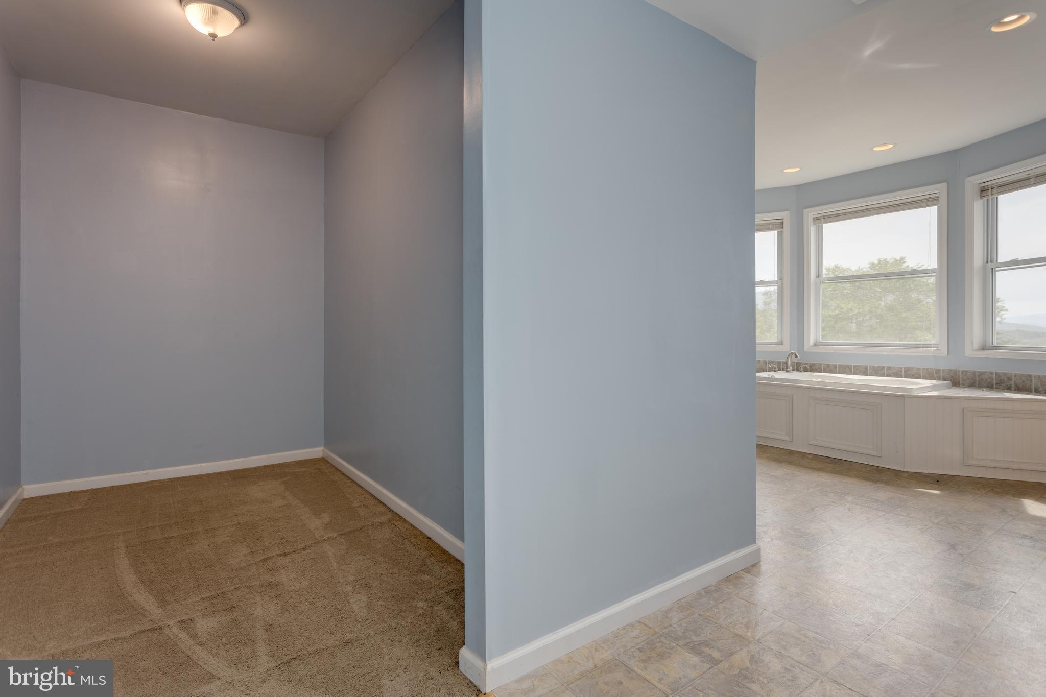 841 Red Hawk Road Middletown, VA 22645 - Photo 44 of 106 Gallery Image 44