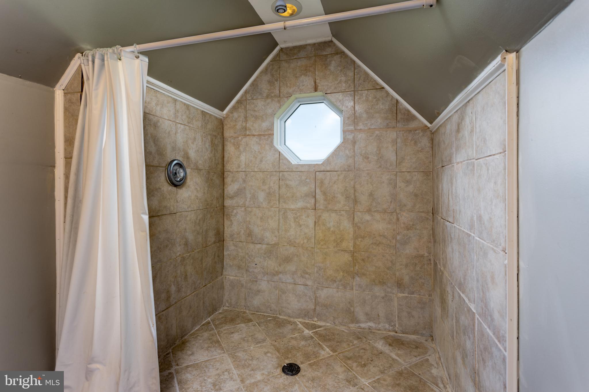 841 Red Hawk Road Middletown, VA 22645 - Photo 59 of 106 Gallery Image 59
