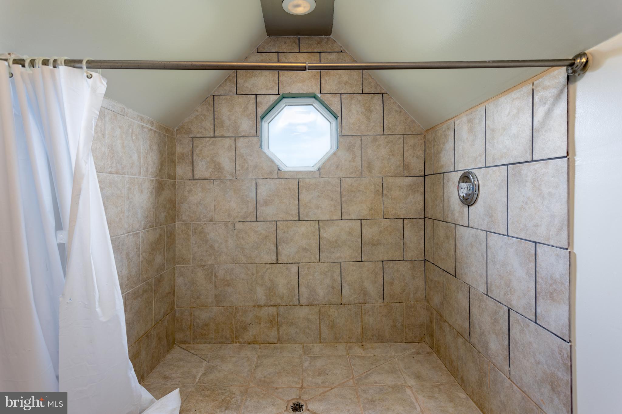 841 Red Hawk Road Middletown, VA 22645 - Photo 60 of 106 Gallery Image 60