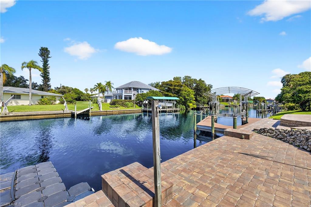 18071 Traverse Drive Alva, FL 33920 - Photo 27 of 50 a view of a swimming pool from a balcony