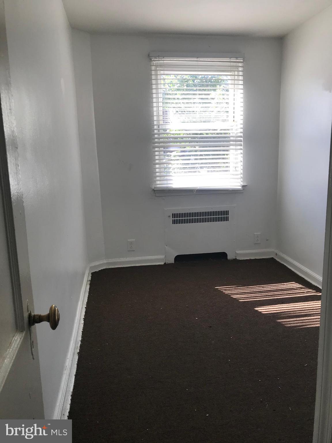 588 Snowden Road Upper Darby, PA 19082 - Photo 10 of 13