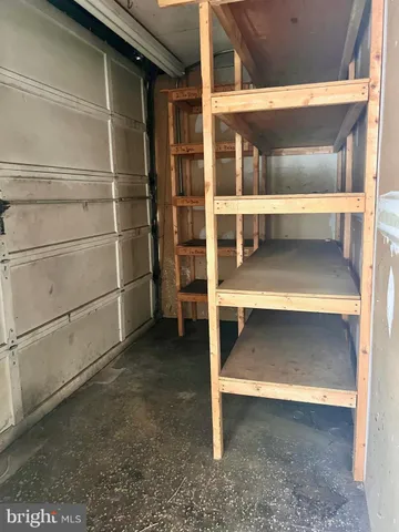 a view of walk in closet