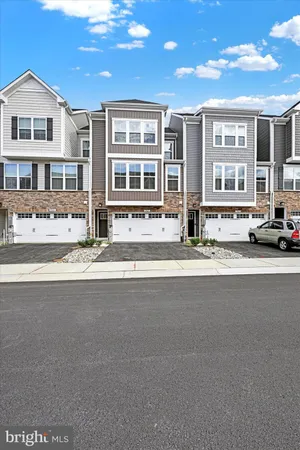 $3,900 | 7907 Olive Branch Way, Laurel, MD 20723
