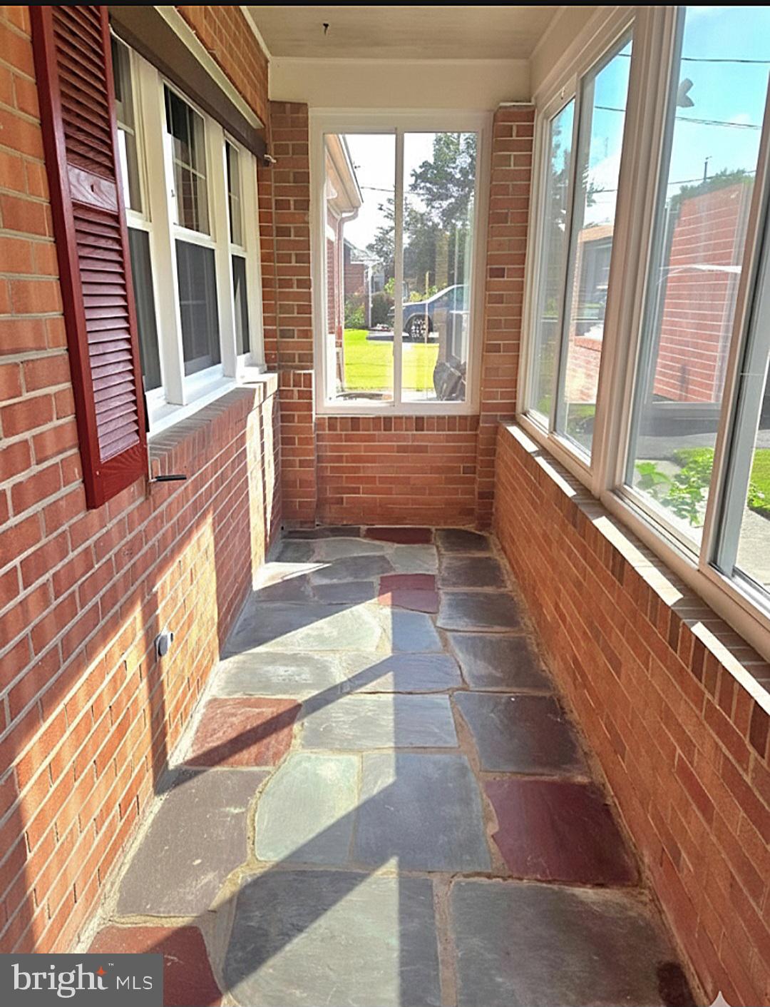601 Edlon Park Cambridge, MD 21613 - Photo 2 of 19 a view of an entryway