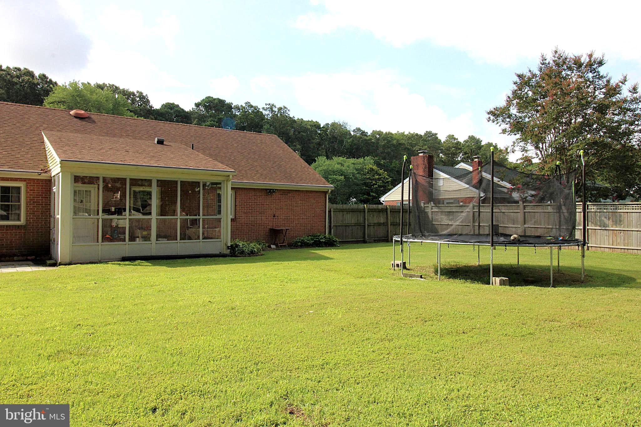 601 Edlon Park Cambridge, MD 21613 - Photo 3 of 19 a view of swimming pool with a garden