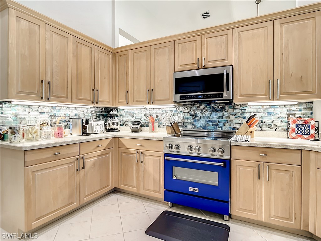 3210 Bay Ridge Way Port Charlotte, FL 33953 - Photo 18 of 50 Gallery Image 18