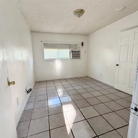 a view of utility room